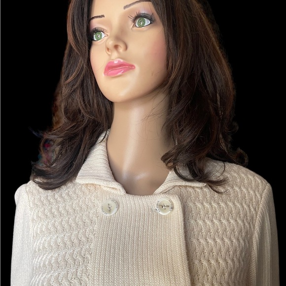 St. John Sport ivory sweater size S - Picture 6 of 16